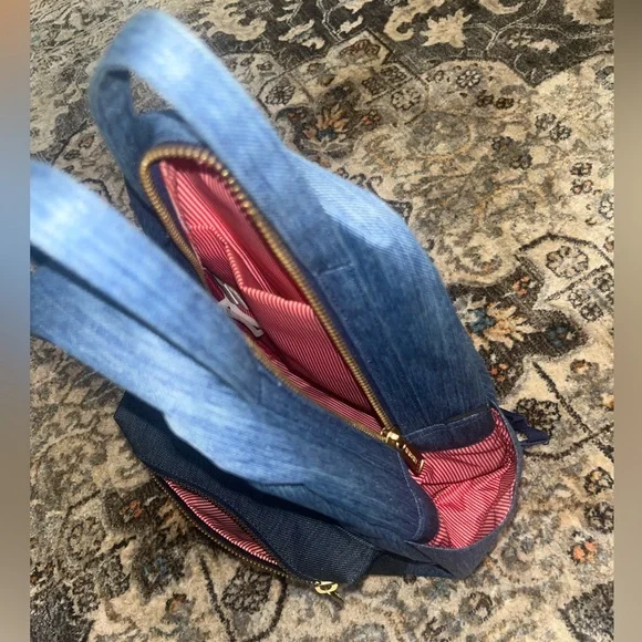 Herschel Mini Backpack! - Picture 4 of 11